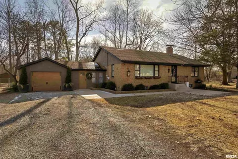 1522 W Harrison Rd, Murphysboro, IL 62966