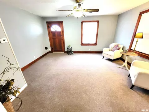 237 W Elm St, Noble, IL 62868 photo 14