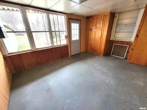237 W Elm St, Noble, IL 62868 photo 34