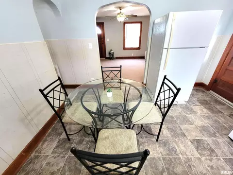 237 W Elm St, Noble, IL 62868 photo 13