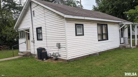 506 E Lindell St, West Frankfort, IL 62896