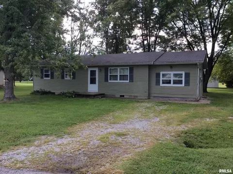 10 Mitchell Dr, Wayne City, IL 62895 photo 12