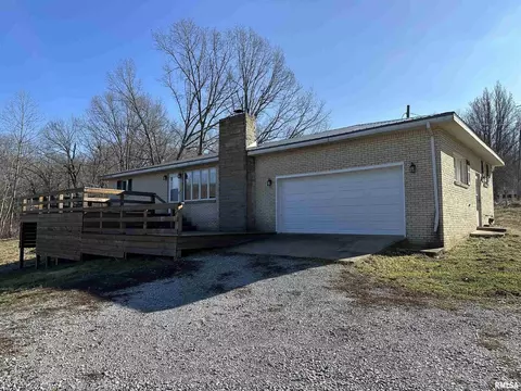 435 Dixon Rd, Vienna, IL 62995