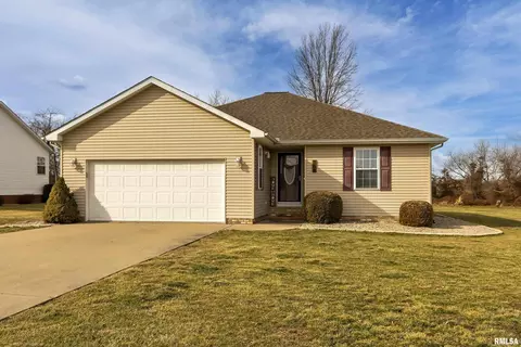 508 Bogie Dr, Herrin, IL 62948