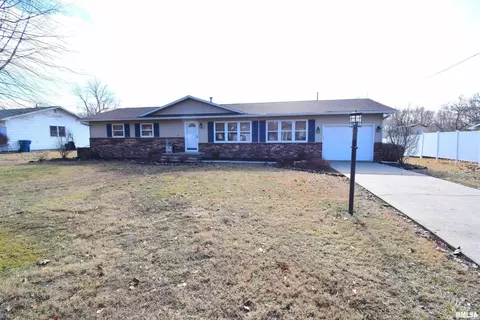 3205 Jamison Blvd, Mount Vernon, IL 62864