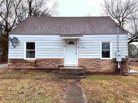 404 W Willow St, Carbondale, IL 62901