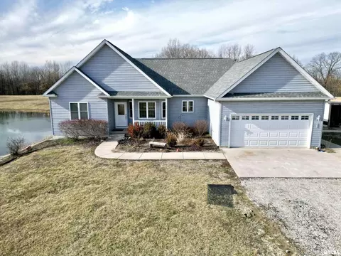 1967 Stringtown Rd, Sorento, IL 62086 photo 4