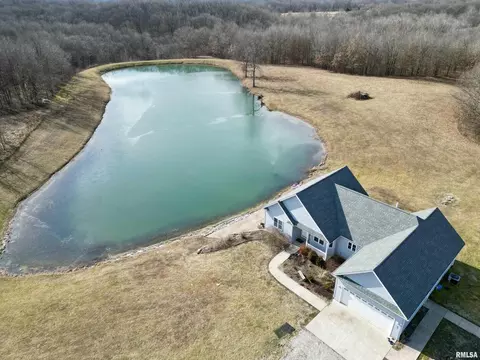 1967 Stringtown Rd, Sorento, IL 62086 photo 6