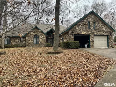 3705 Viola Ln, Murphysboro, IL 62966