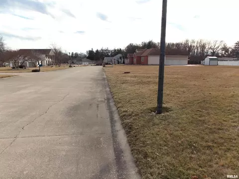 22 Clearlake Dr, Centralia, IL 62801 photo 5