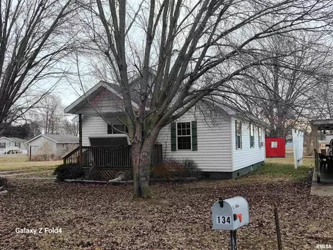 138 Illinois St, Pinckneyville, IL 62274