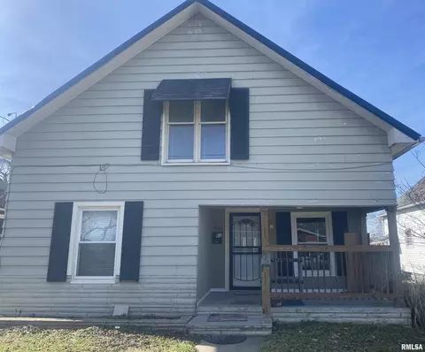 203 S Douglas St, West Frankfort, IL 62896
