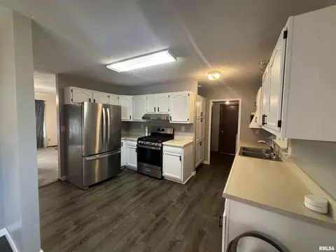 53 Jon St, Metropolis, IL 62960 photo 3