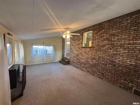 53 Jon St, Metropolis, IL 62960 photo 7
