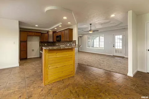 1809 Crown Rd, Herrin, IL 62948 photo 7