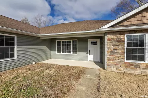 1809 Crown Rd, Herrin, IL 62948 photo 4