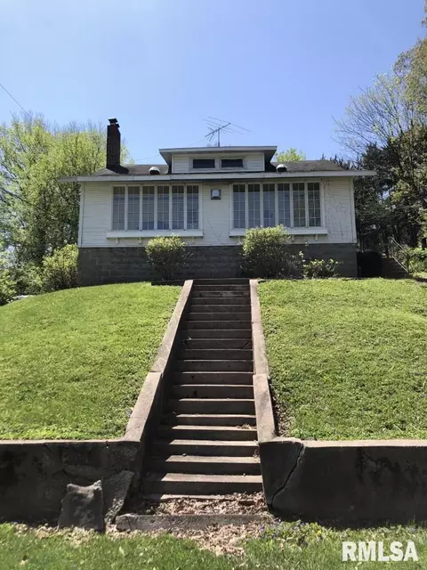 5 Grant Pl, Mount Vernon, IL 62864