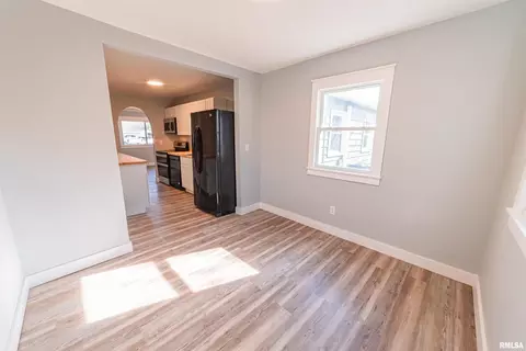 114 Oak Dr, Metropolis, IL 62960 photo 8