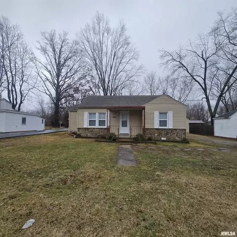 805 Airport Rd, Mount Vernon, IL 62864