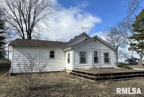 700 E Davie St, Anna, IL 62906 photo 6
