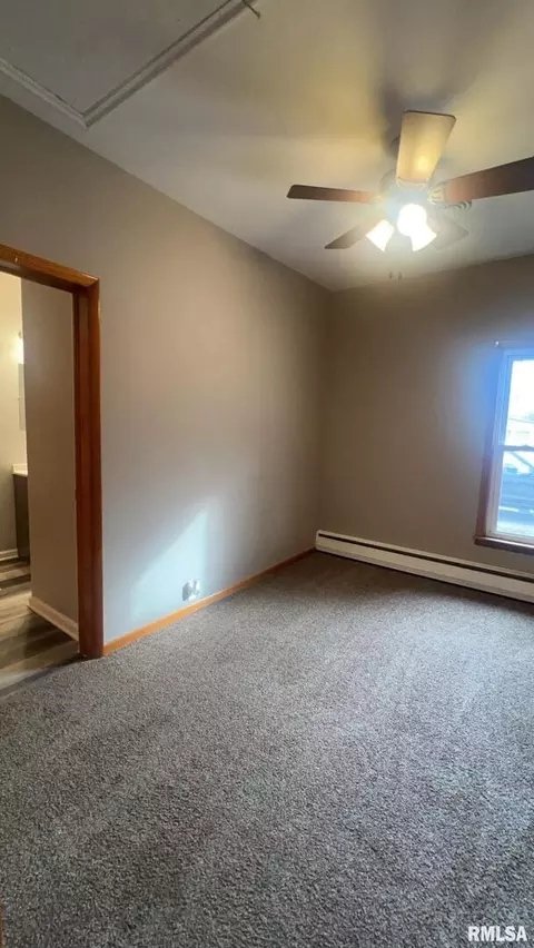 125 S State St, Christopher, IL 62822 photo 20