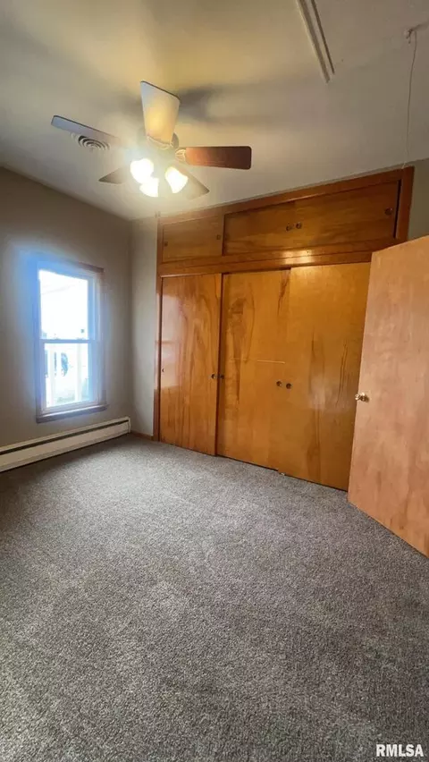 125 S State St, Christopher, IL 62822 photo 19