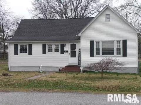 114 Vera St, Carterville, IL 62918