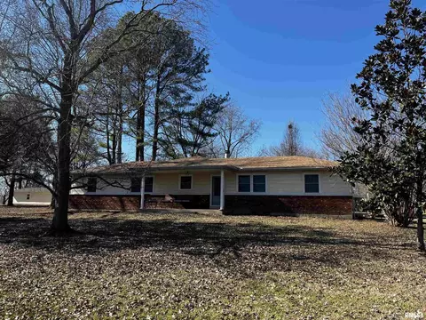 410 E Logan St, De Soto, IL 62924