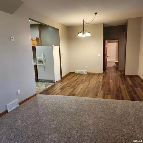1714 E Main St, Salem, IL 62881 photo 36