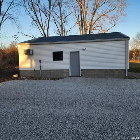 1714 E Main St, Salem, IL 62881 photo 18
