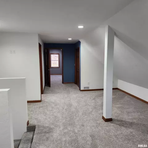 1714 E Main St, Salem, IL 62881 photo 11