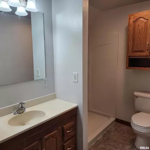 1714 E Main St, Salem, IL 62881 photo 26
