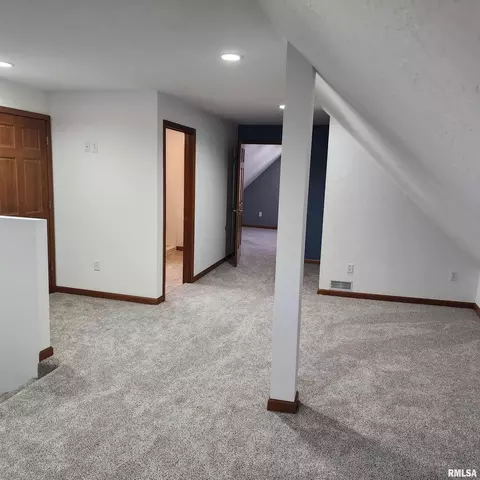 1714 E Main St, Salem, IL 62881 photo 12