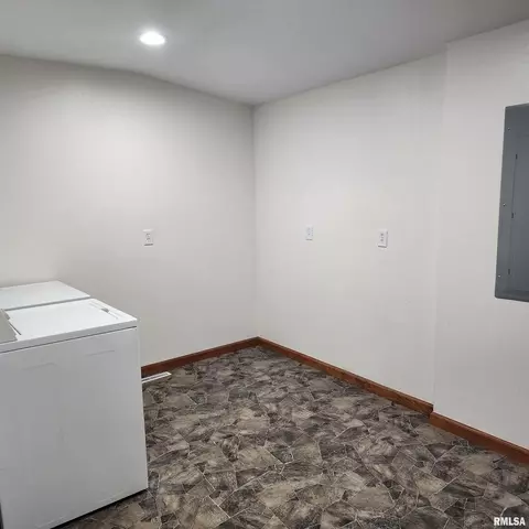1714 E Main St, Salem, IL 62881 photo 29