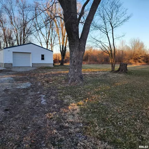 1714 E Main St, Salem, IL 62881 photo 21