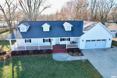 4261 County Farm Rd, Salem, IL 62881