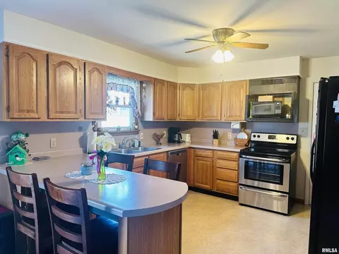 101 Turner Ave, Anna, IL 62906 photo 5