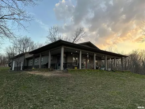 1003 Waite Rd, Villa Ridge, IL 62996