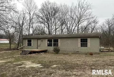 14067 E 250th Ave, Flat Rock, IL 62427 photo 2