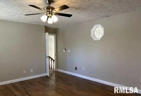 511 Wren Dr, Mount Vernon, IL 62864 photo 19