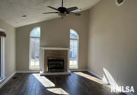 511 Wren Dr, Mount Vernon, IL 62864 photo 9