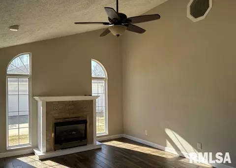 511 Wren Dr, Mount Vernon, IL 62864 photo 8