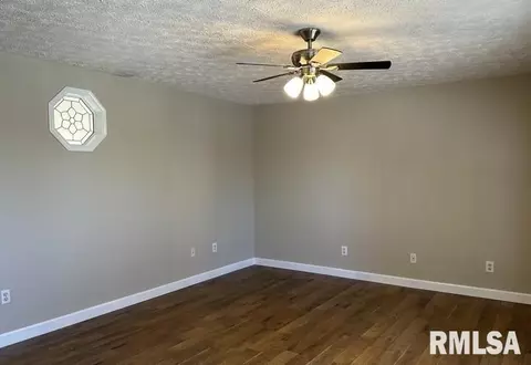 511 Wren Dr, Mount Vernon, IL 62864 photo 18
