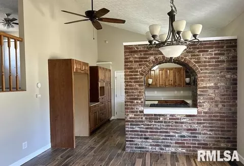 511 Wren Dr, Mount Vernon, IL 62864 photo 11