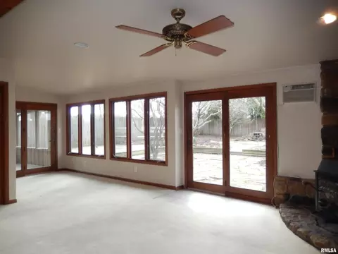 105 Belcher Dr, Anna, IL 62906 photo 14