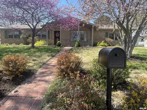 105 Belcher Dr, Anna, IL 62906 photo 8