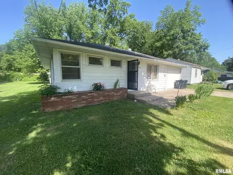 306 Lindsey Ave, Metropolis, IL 62960