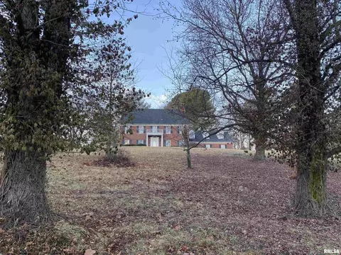 35 Herring Dr, Murphysboro, IL 62966