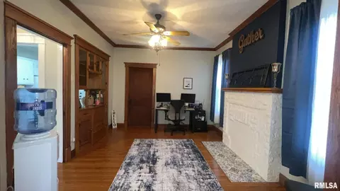 308 W Cherry Ave, Christopher, IL 62822 photo 7