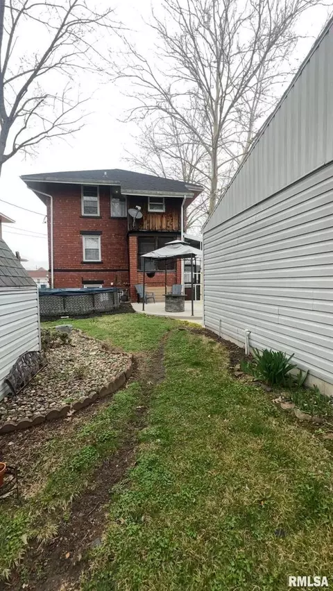 308 W Cherry Ave, Christopher, IL 62822 photo 53